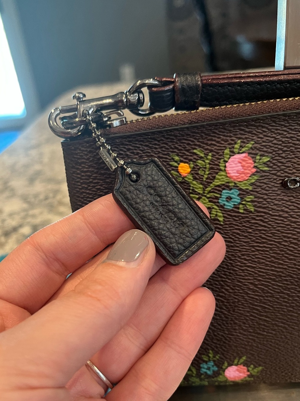Coach Floral Wristlet with Hangtag - Picture 4 of 14